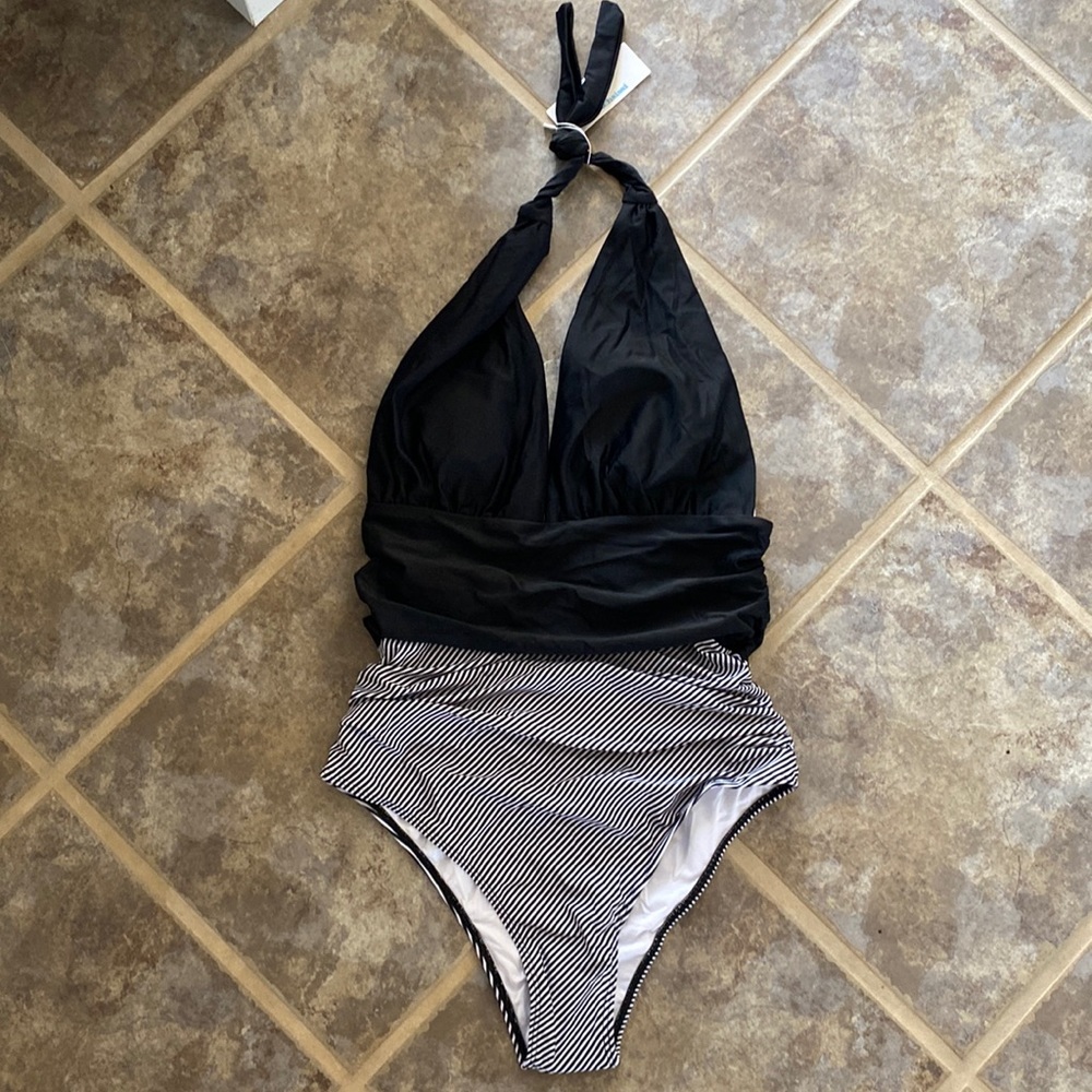 Halter neck retro stripe one piece swimsuit - Sz M  NWT